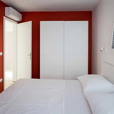 Vacay 2in1 Unique With Private Pool Вилла Фиорини